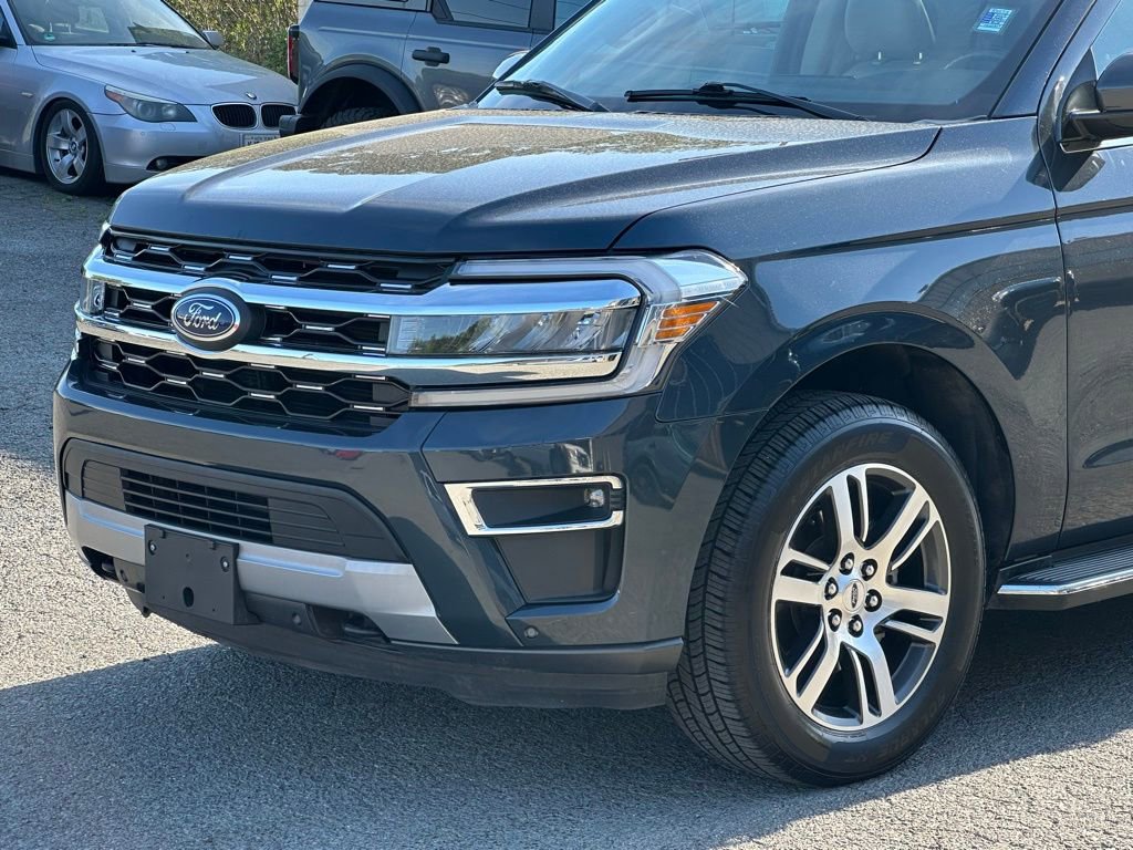 Used 2023 Ford Expedition Limited AWD/4WD image 37