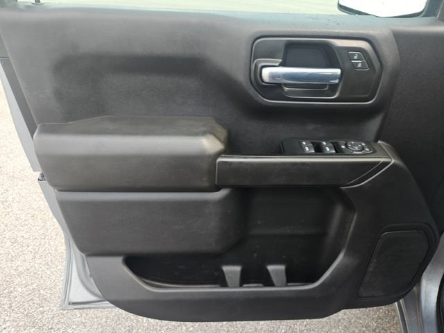 Used 2023 Chevrolet Silverado 1500 Custom w/ LPO, Dark Essentials Package AWD/4WD image 10