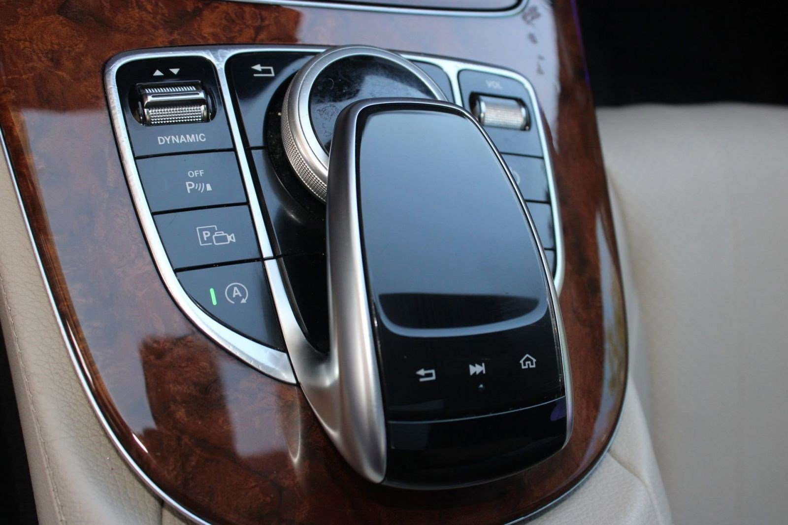 Used 2019 Mercedes-Benz E 300 image 26