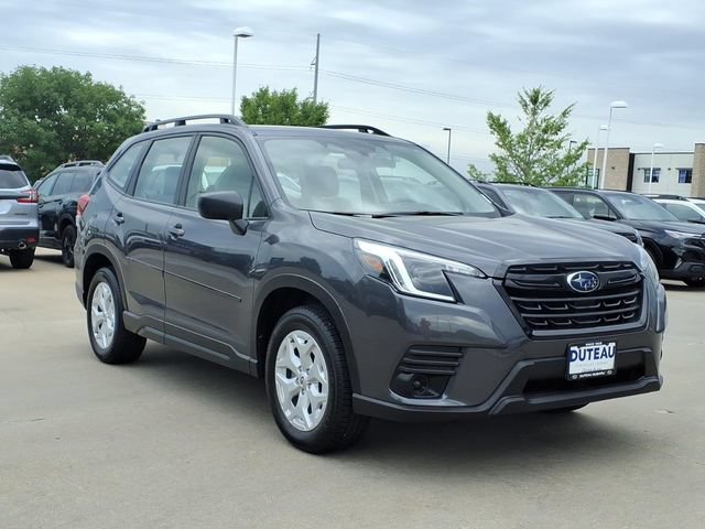Used 2022 Subaru Forester AWD/4WD image 3