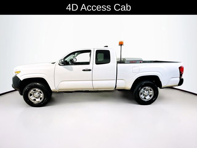 Used 2022 Toyota Tacoma SR image 4