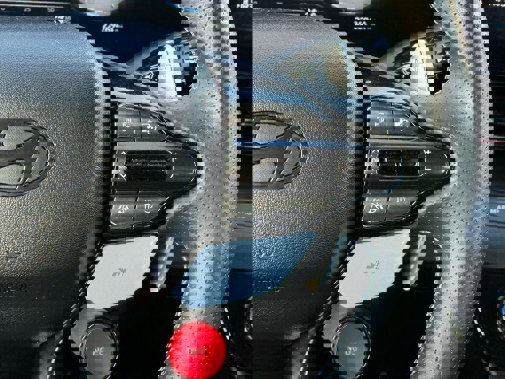 Used 2025 Hyundai Elantra N image 19