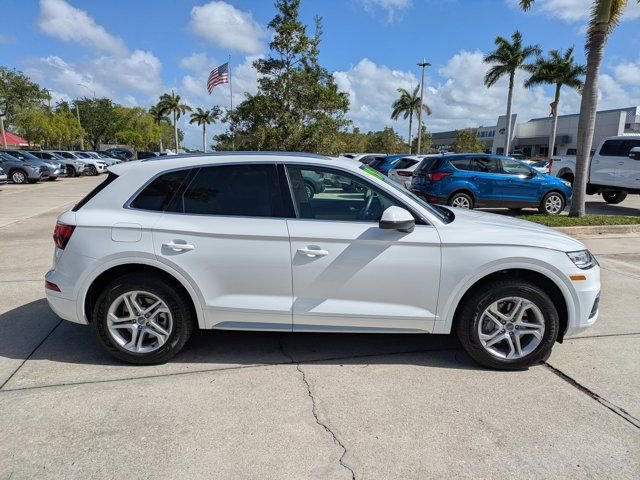 Used 2019 Audi Q5 2.0T Premium w/ Convenience Package image 3