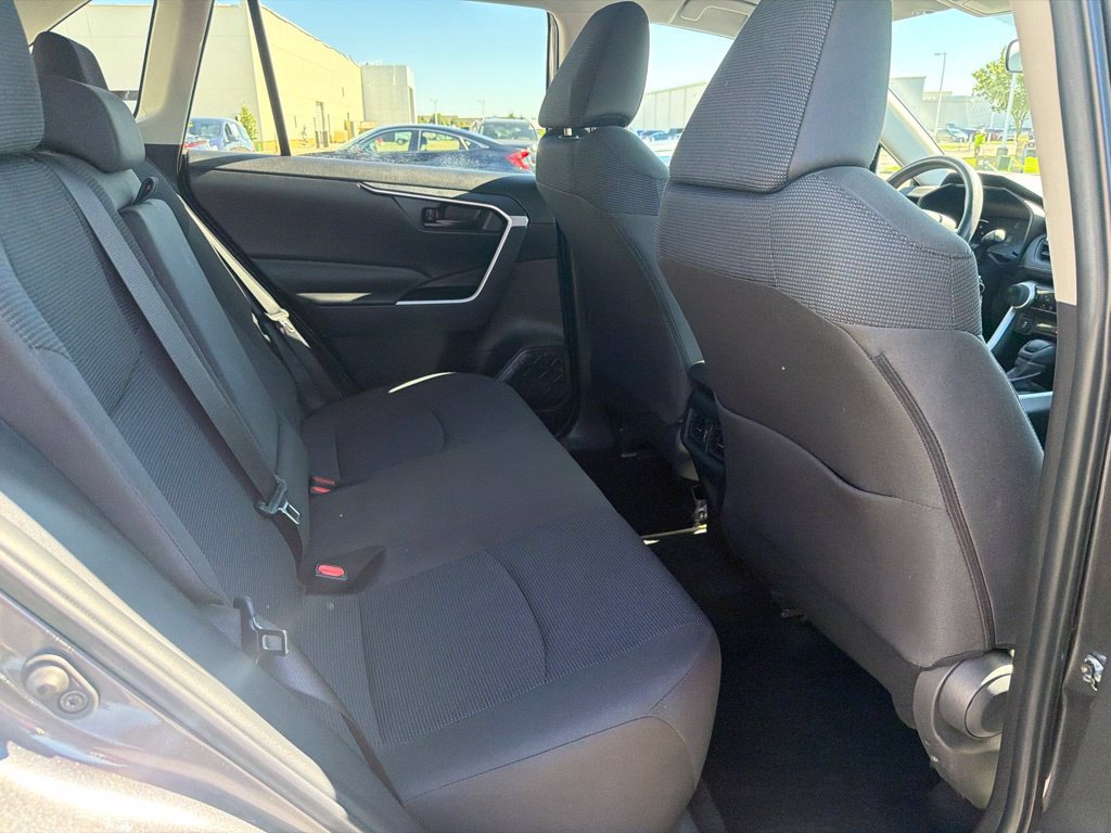 Used 2024 Toyota RAV4 LE FWD image 28
