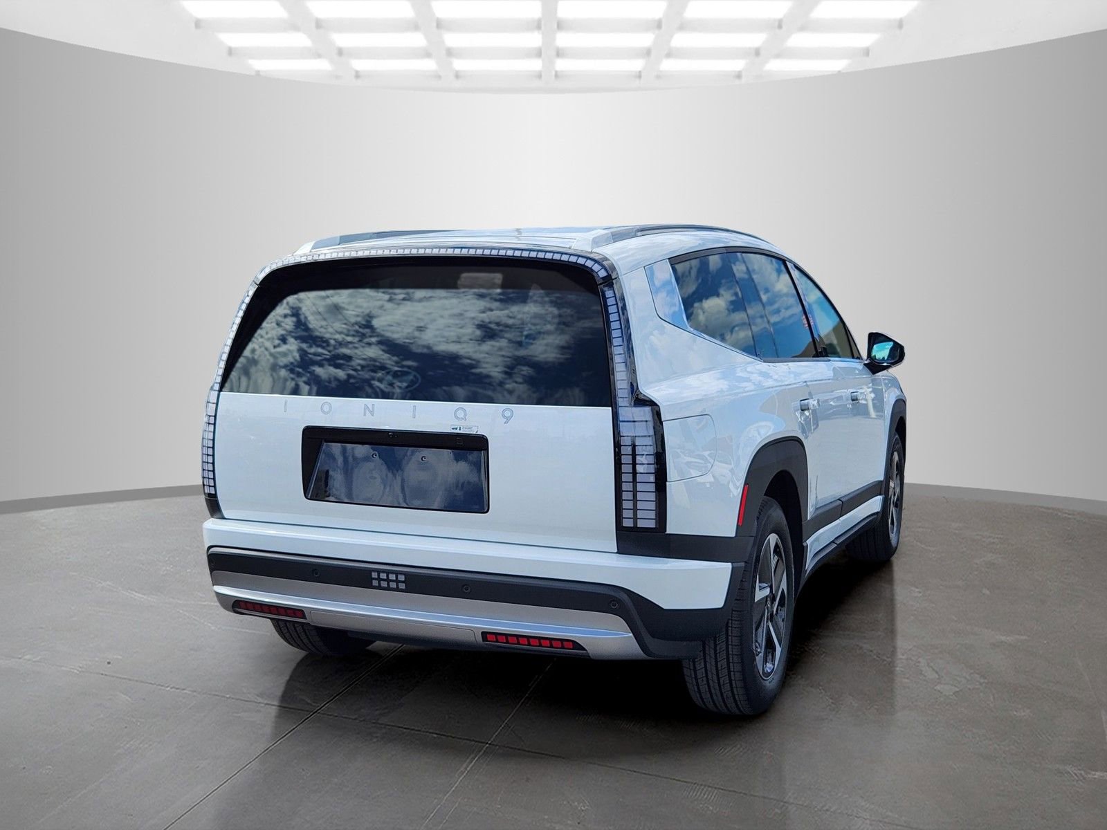 New 2026 Hyundai Ioniq 9 S image 6