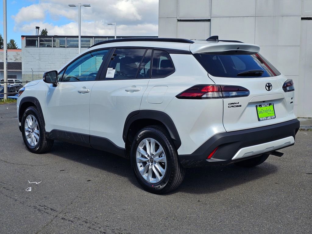 New 2026 Toyota Corolla Cross LE image 5