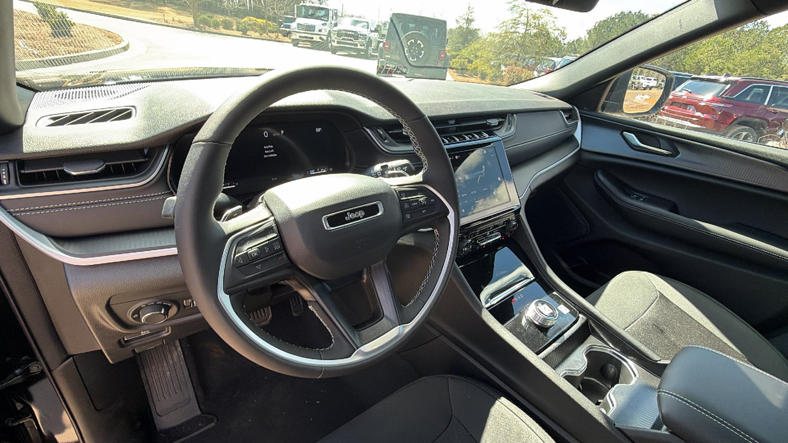 New 2026 Jeep Grand Cherokee Laredo X RWD image 21