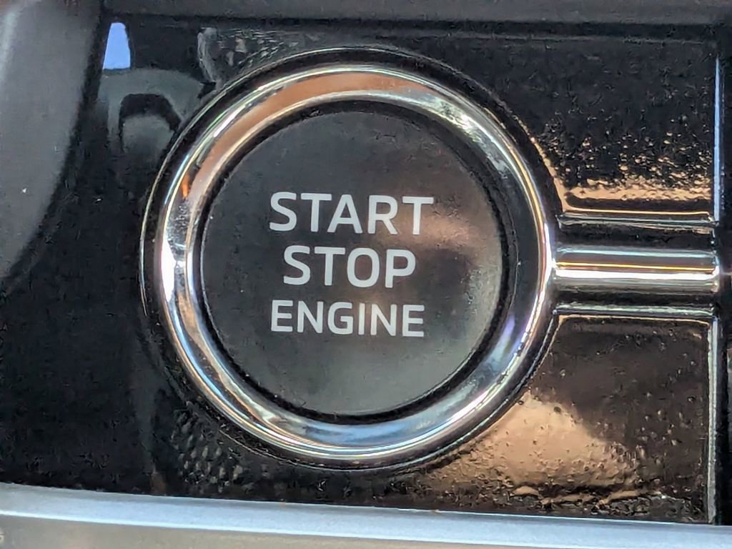 Used 2022 Mitsubishi Outlander SEL image 32