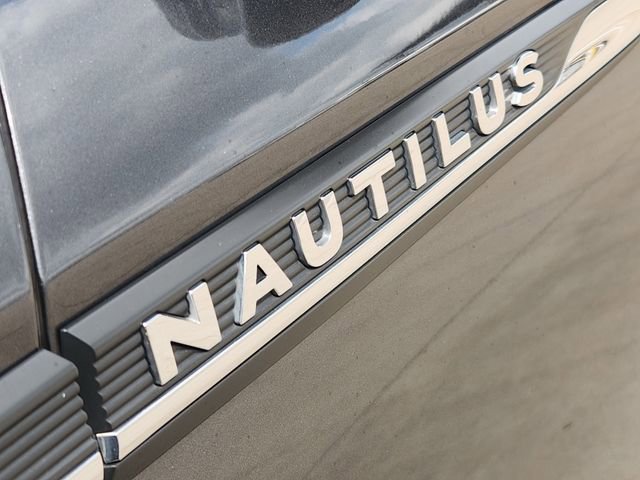 Used 2019 Lincoln Nautilus FWD image 12