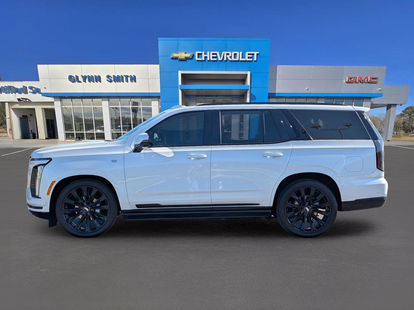 Used 2025 Cadillac Escalade Sport Platinum w/ LPO, ONYX Package image 12