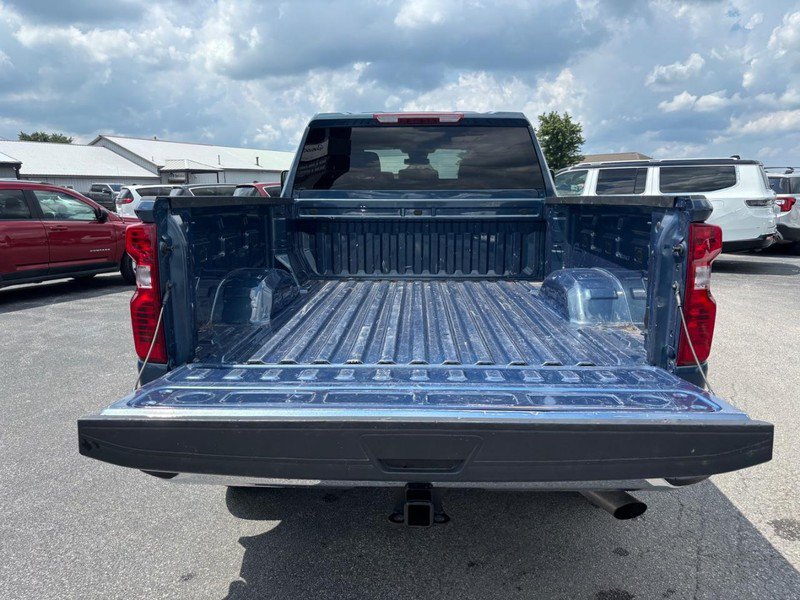 Used 2025 Chevrolet Silverado 2500 LT w/ Convenience Package AWD/4WD image 6