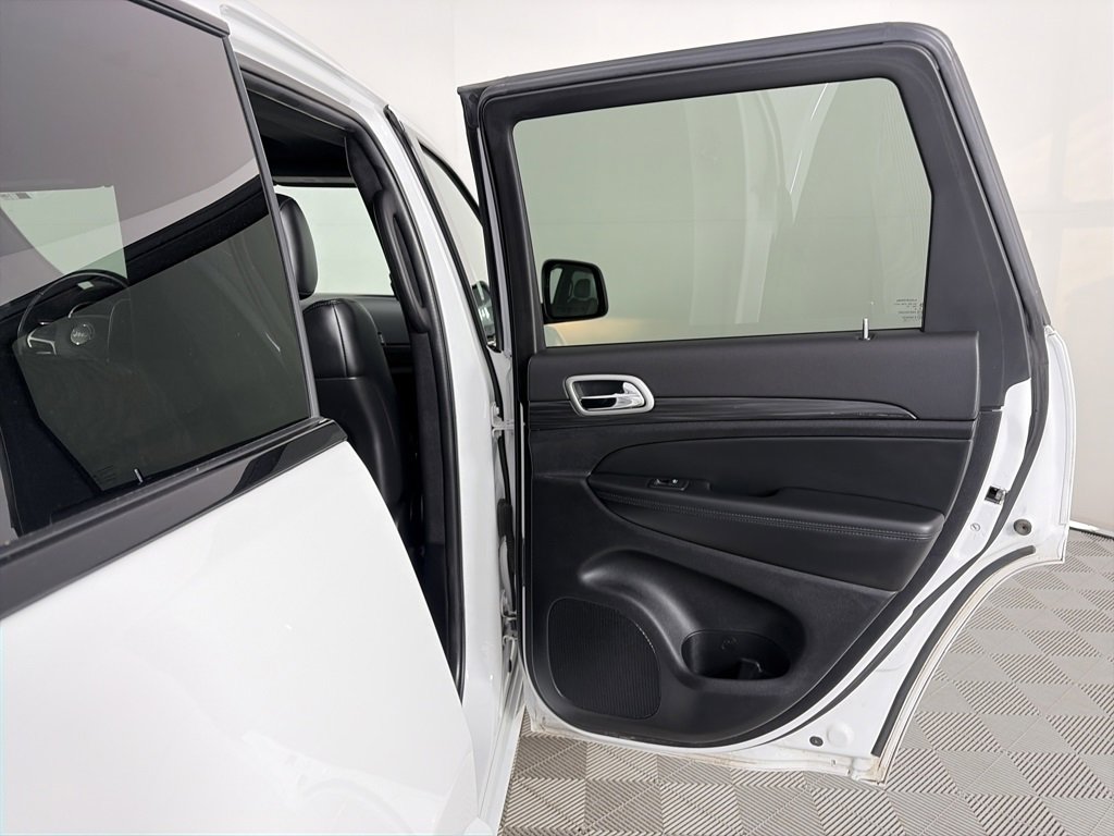 Used 2022 Jeep Grand Cherokee Laredo X image 29