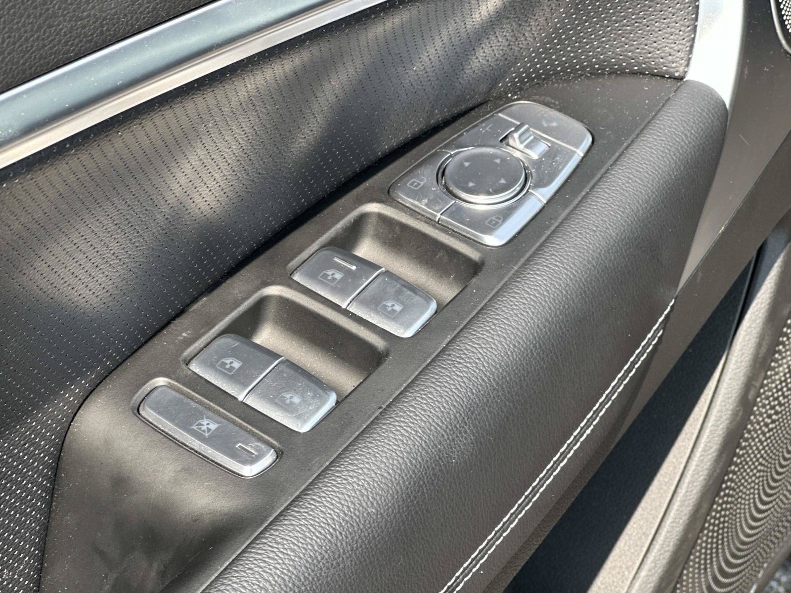 Used 2026 Genesis G70 2.5T Prestige AWD/4WD image 28