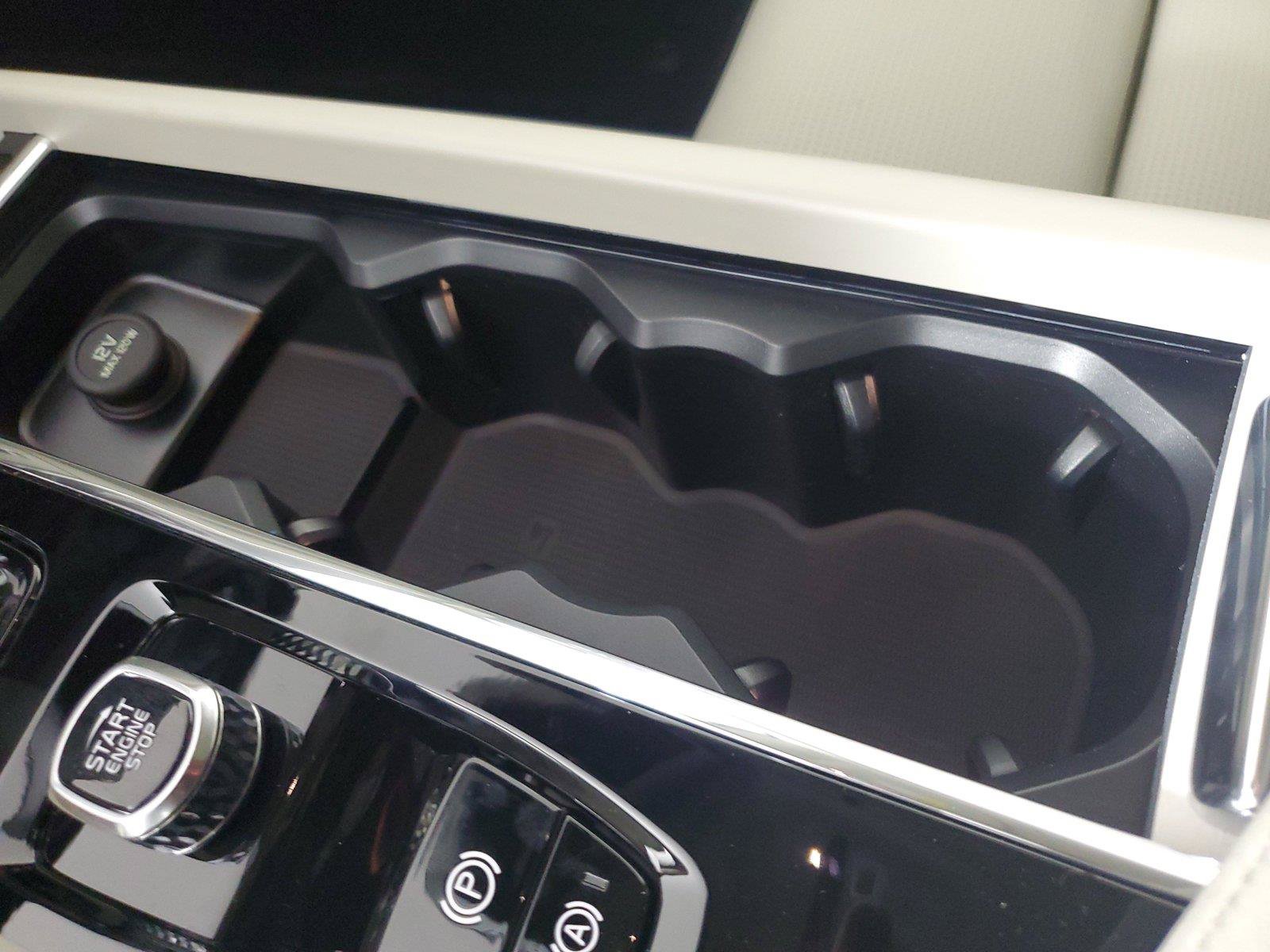 New 2027 Volvo XC60 B5 Ultra AWD/4WD image 31