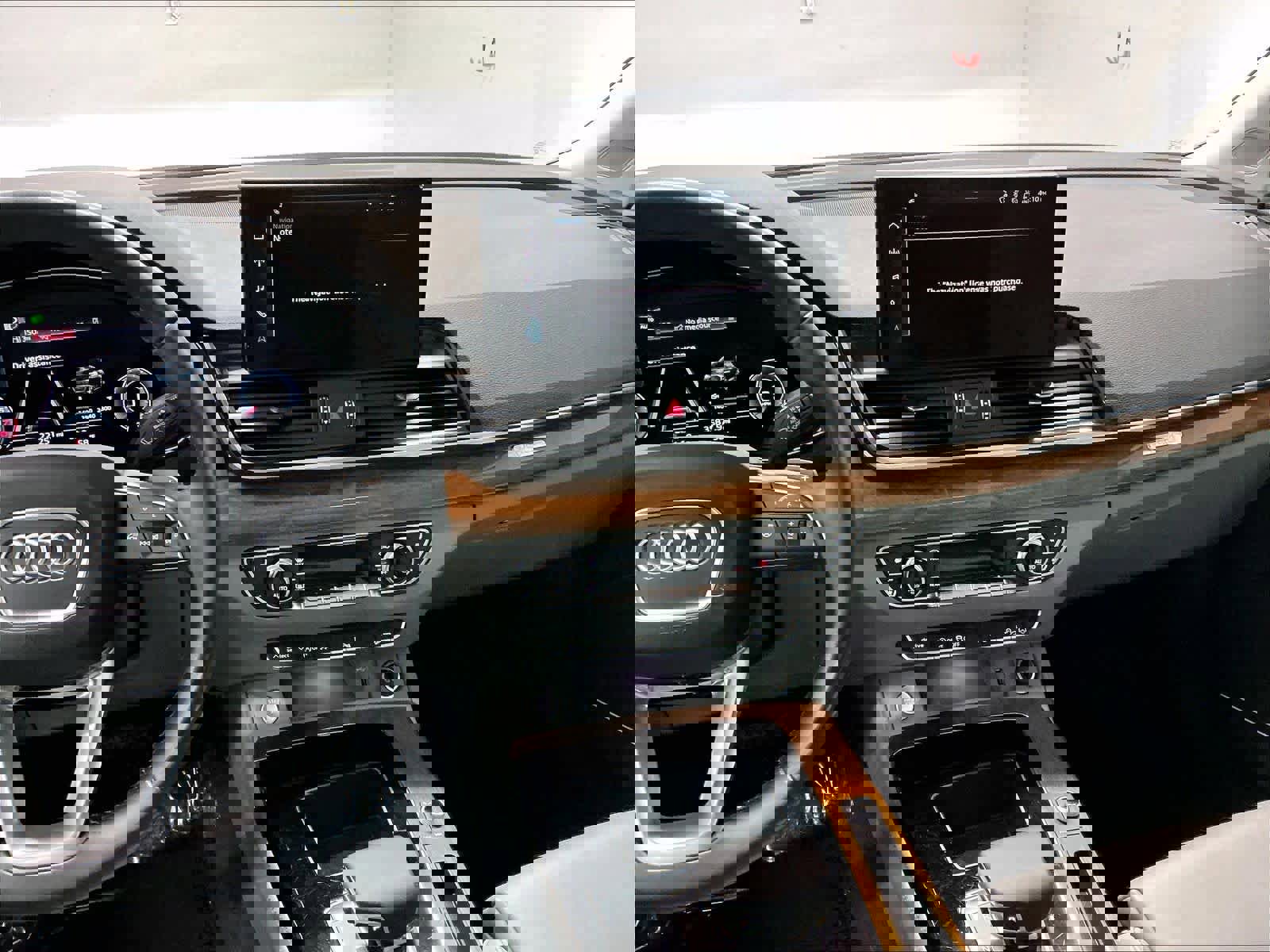 Certified 2023 Audi Q5 2.0T Premium Plus w/ Premium Plus Package image 9