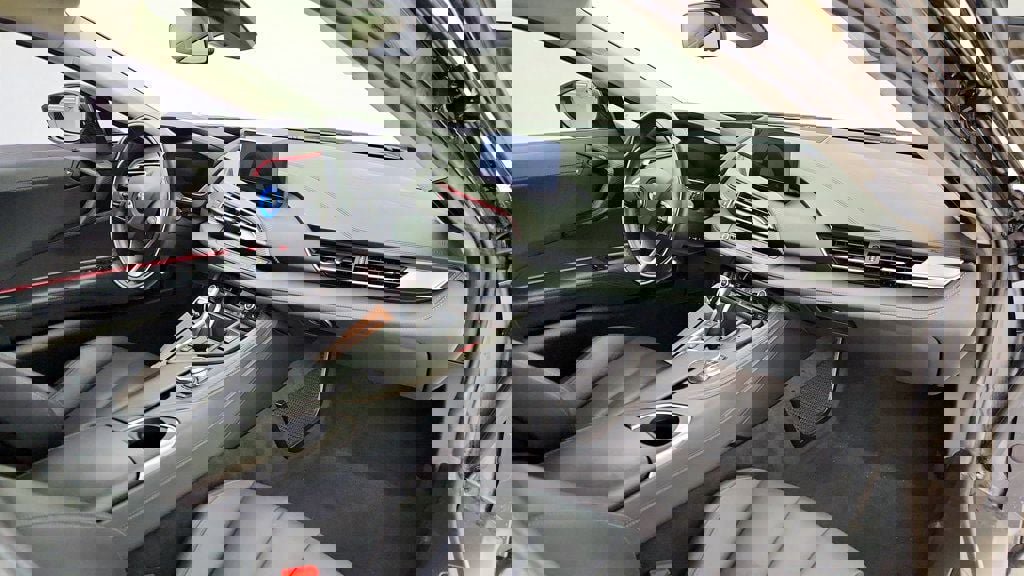 Used 2019 BMW i8 Coupe image 24