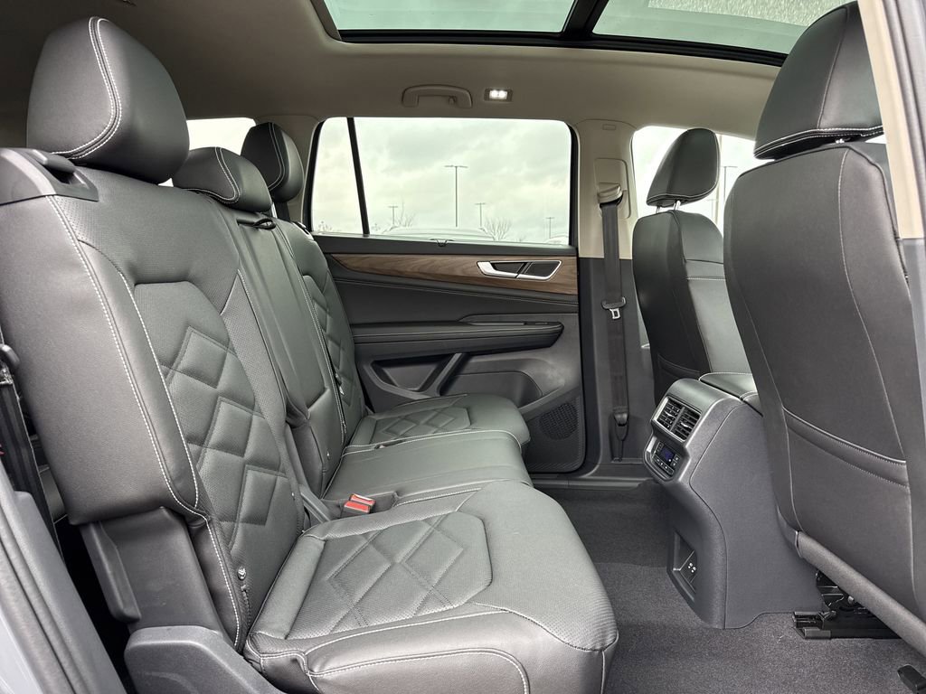 New 2026 Volkswagen Atlas SE image 19