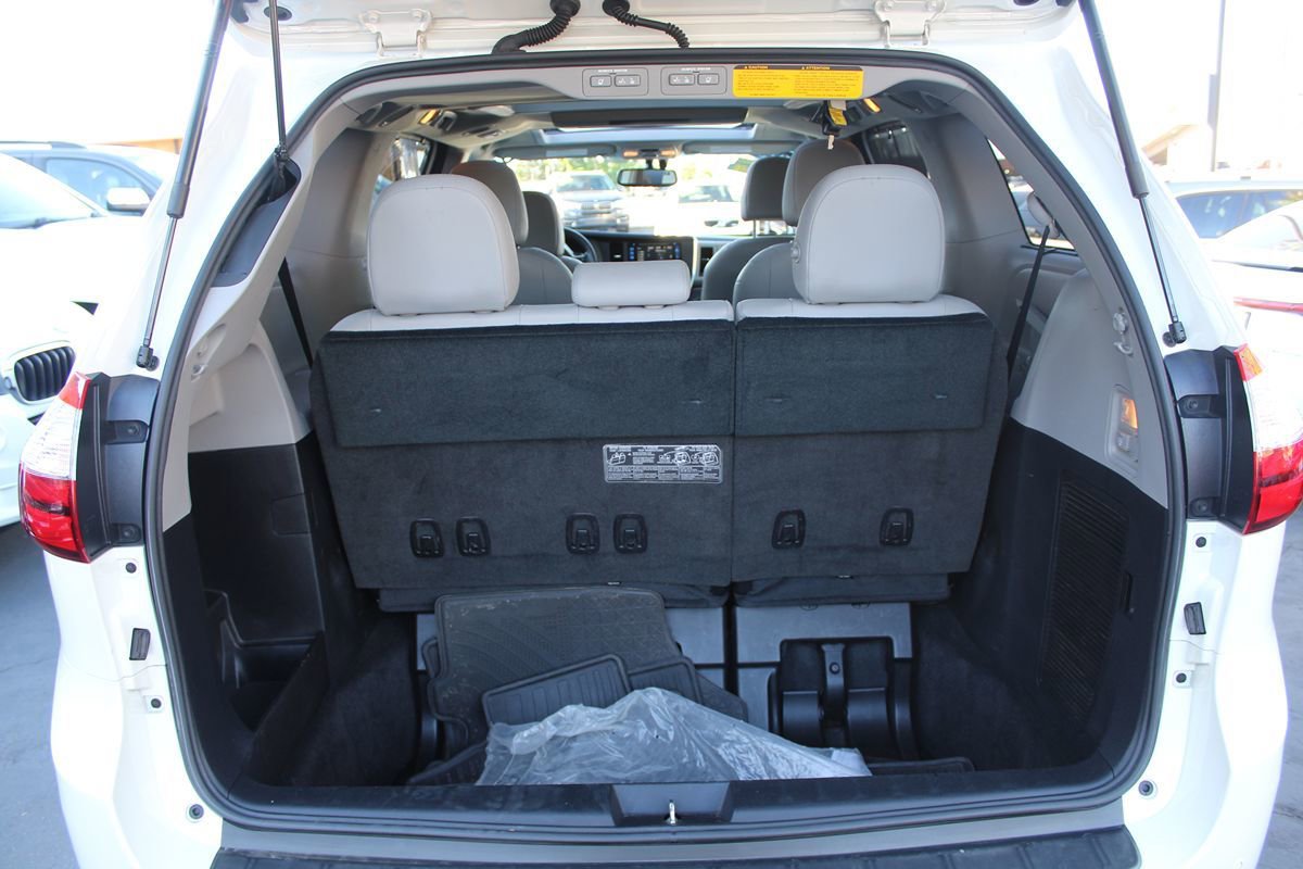 Used 2015 Toyota Sienna Limited Premium FWD image 41