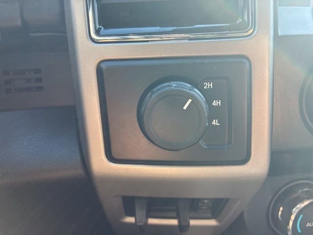 Used 2019 Ford F250 Lariat w/ Lariat Value Package AWD/4WD image 13