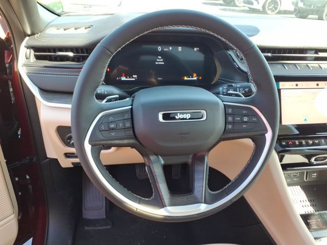 New 2026 Jeep Grand Cherokee L Limited w/ Luxury Tech Group II AWD/4WD image 5