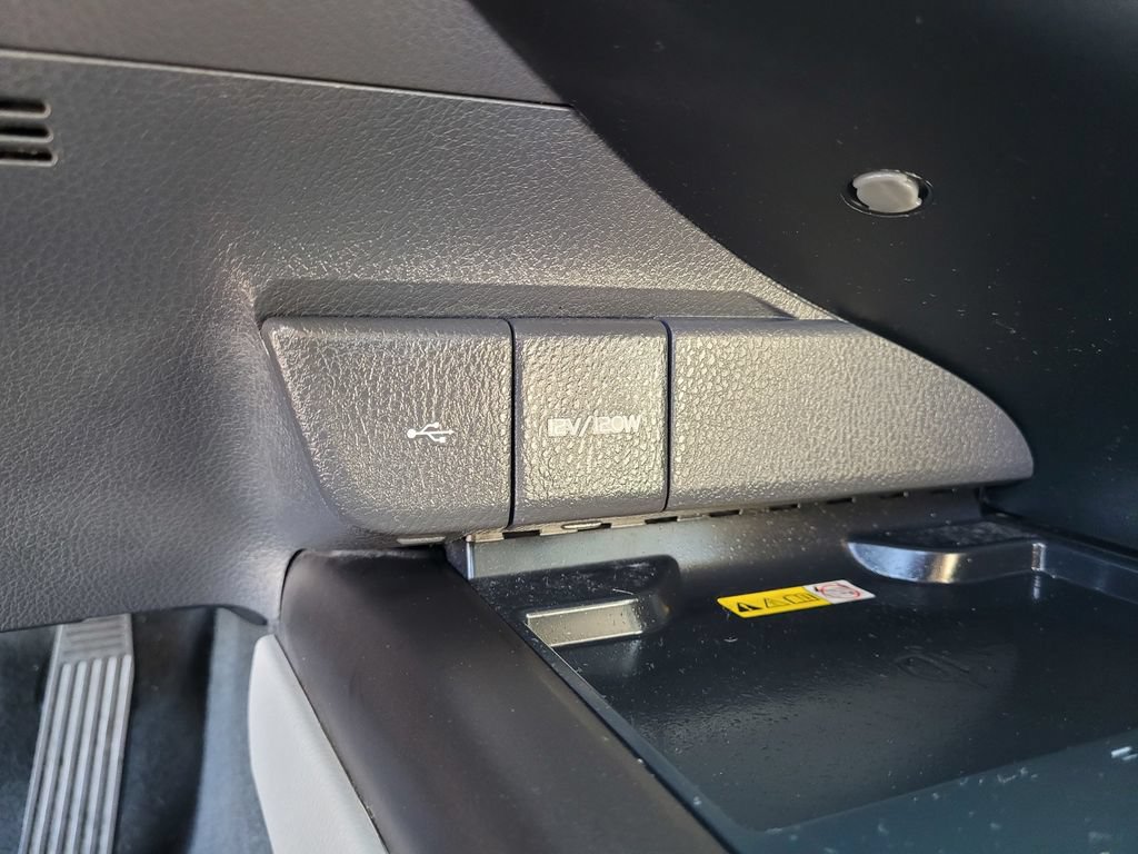 Used 2024 Toyota Camry XLE w/ Navigation Package FWD image 15