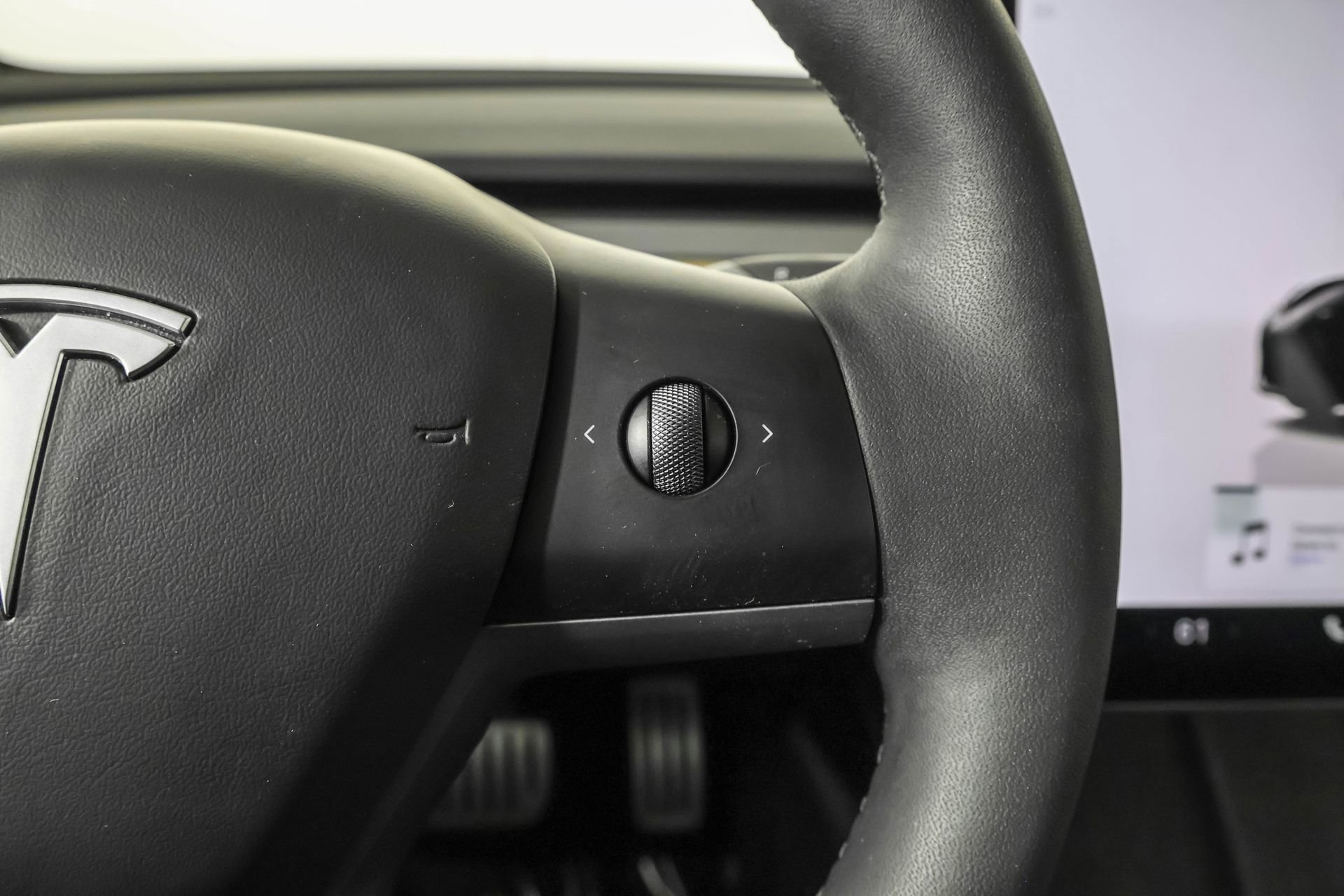 Used 2023 Tesla Model 3 Performance image 28