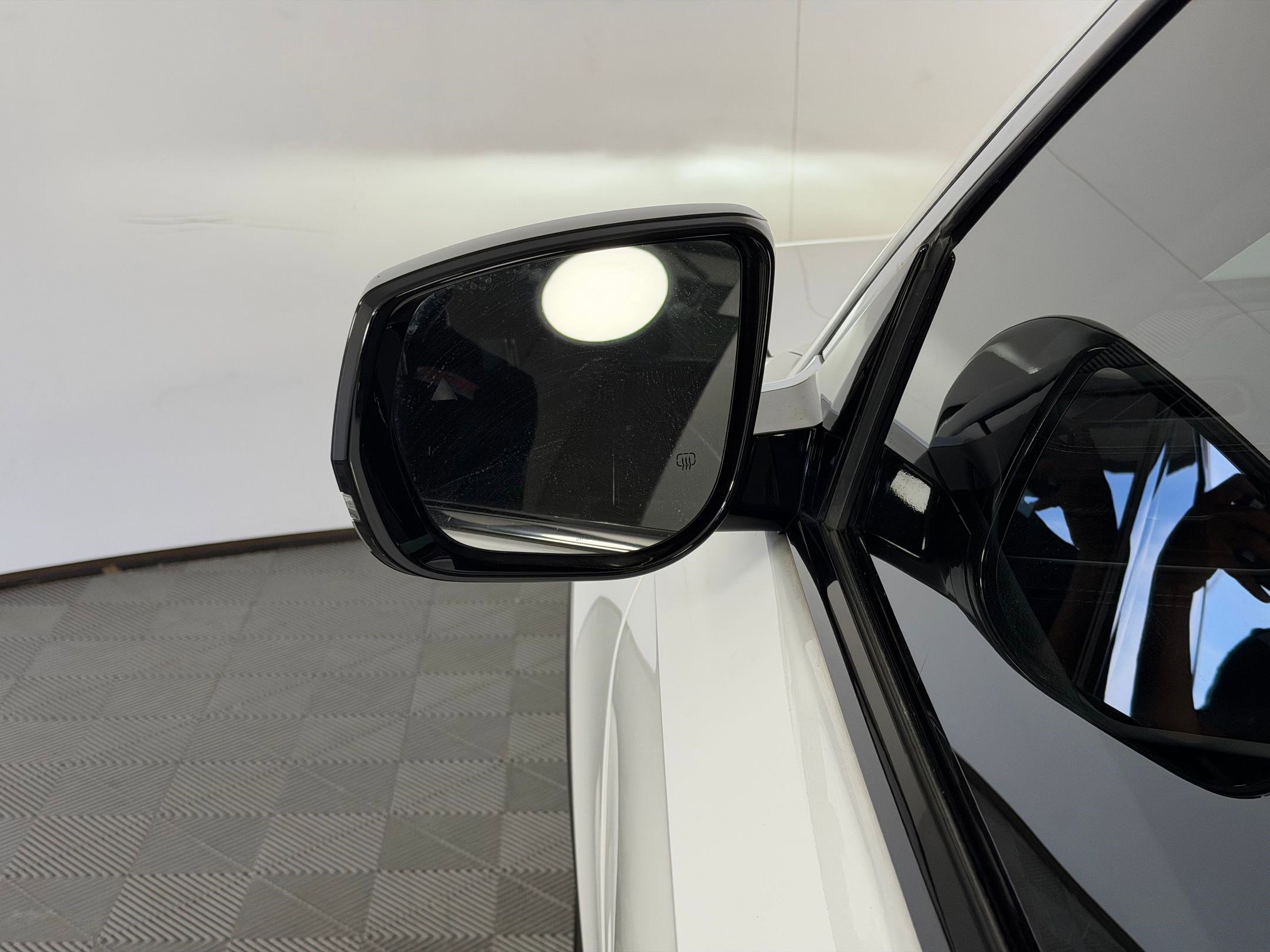 Used 2022 Jeep Grand Cherokee Limited image 21