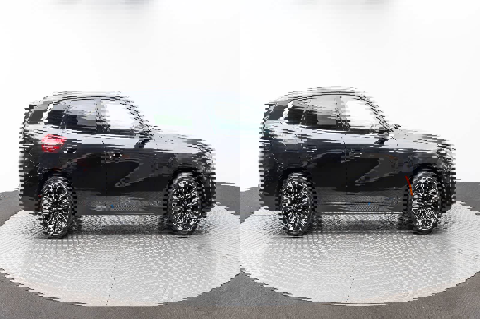 Used 2025 BMW X3 xDrive30i w/ Convenience Package image 56