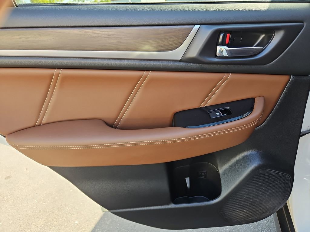 Used 2017 Subaru Outback 3.6R Touring image 33