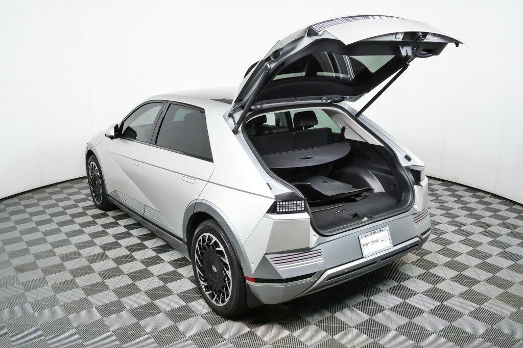Used 2023 Hyundai Ioniq 5 Limited AWD/4WD image 28