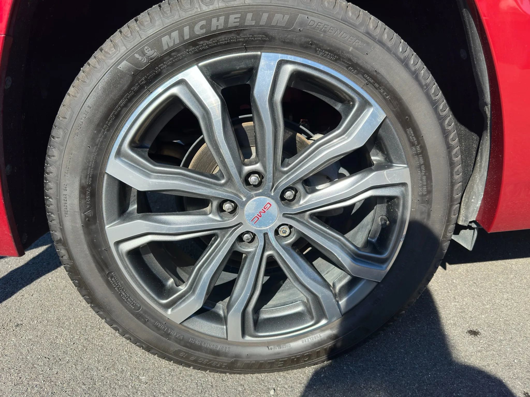 Used 2019 GMC Terrain Denali w/ Advanced Safety Package image 21