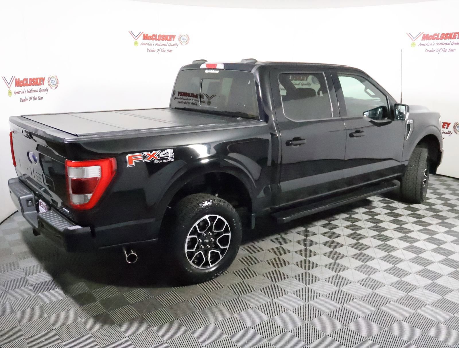 Used 2022 Ford F150 Lariat w/ Equipment Group 502A High image 9