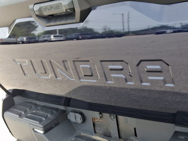 Used 2022 Toyota Tundra SR5 w/ SR5 Premium Package RWD image 35
