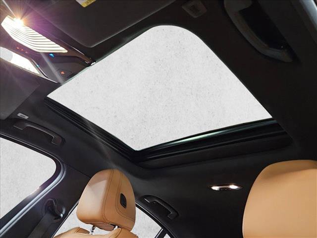 Certified 2024 BMW 330i Sedan w/ Convenience Package RWD image 16