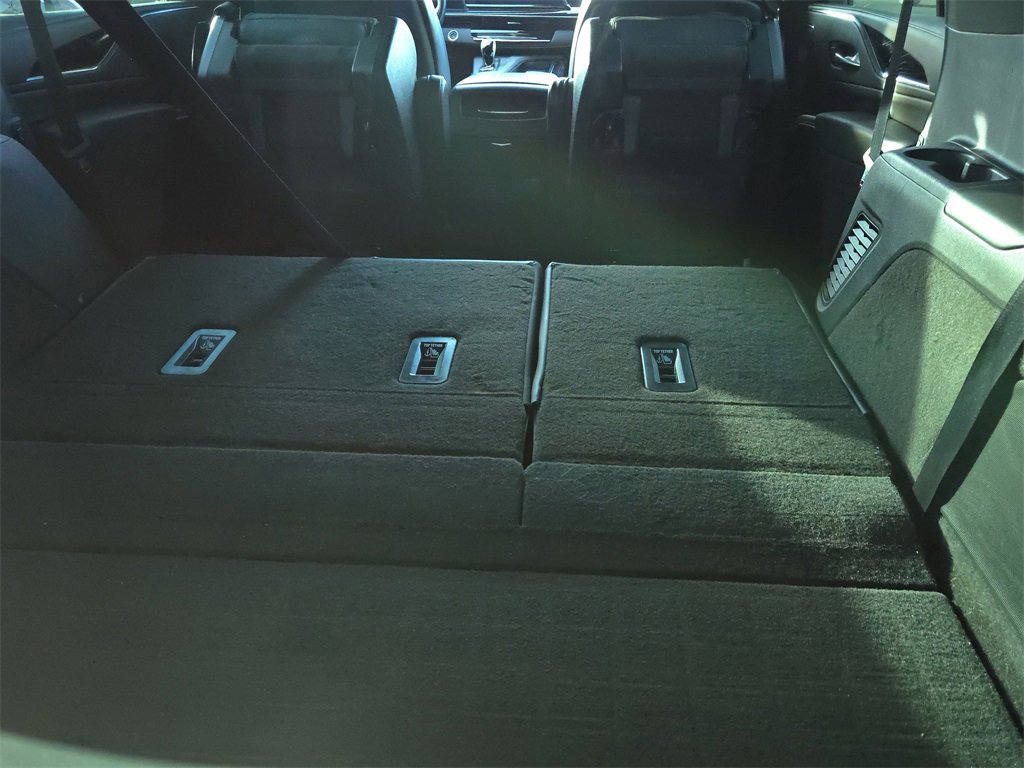 Certified 2023 Cadillac Escalade Sport w/ LPO, ONYX Package image 6