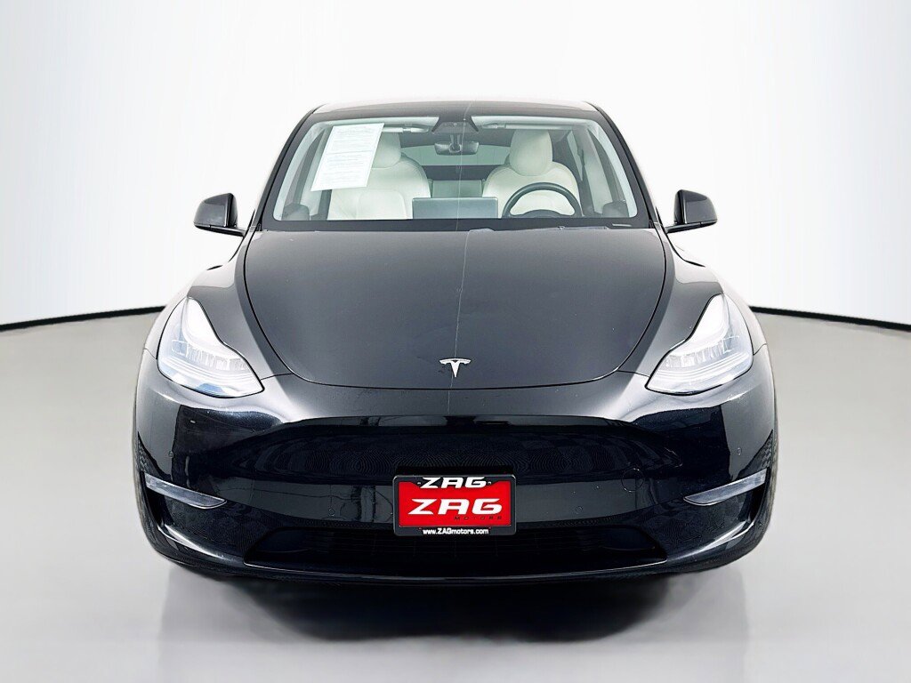 Used 2020 Tesla Model Y Long Range image 8