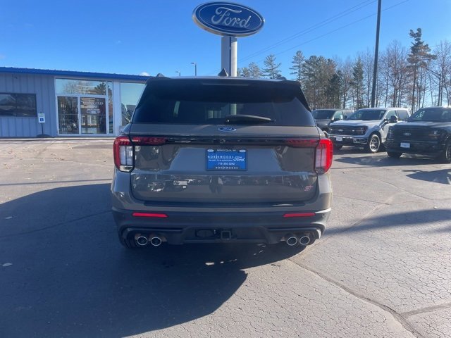 New 2026 Ford Explorer ST image 8