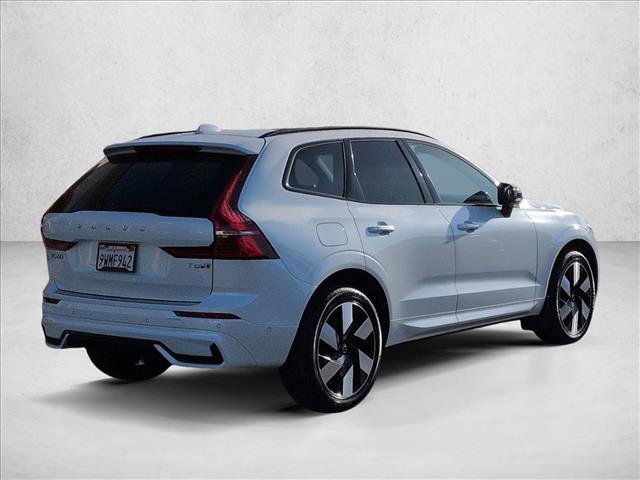 Used 2025 Volvo XC60 T8 Plus w/ Protection Package Premier AWD/4WD image 5