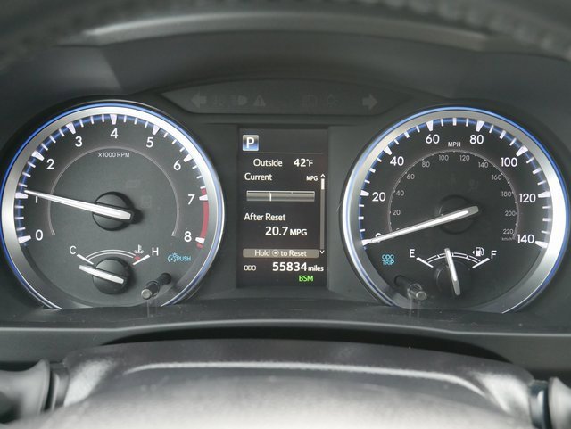 Used 2019 Toyota Highlander XLE image 29