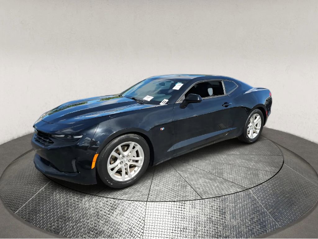 Used 2022 Chevrolet Camaro LS RWD image 2