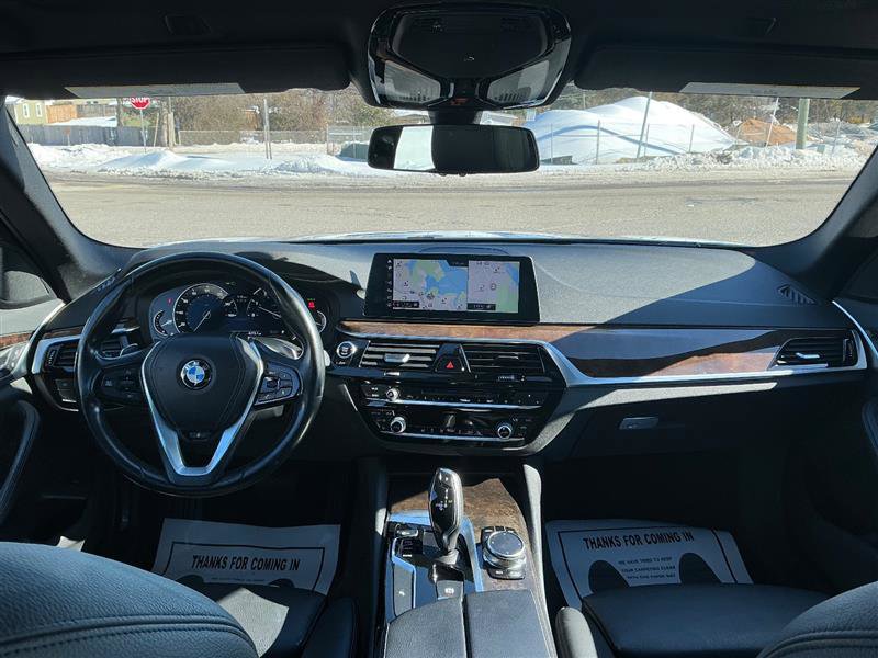Used 2017 BMW 540i xDrive image 33