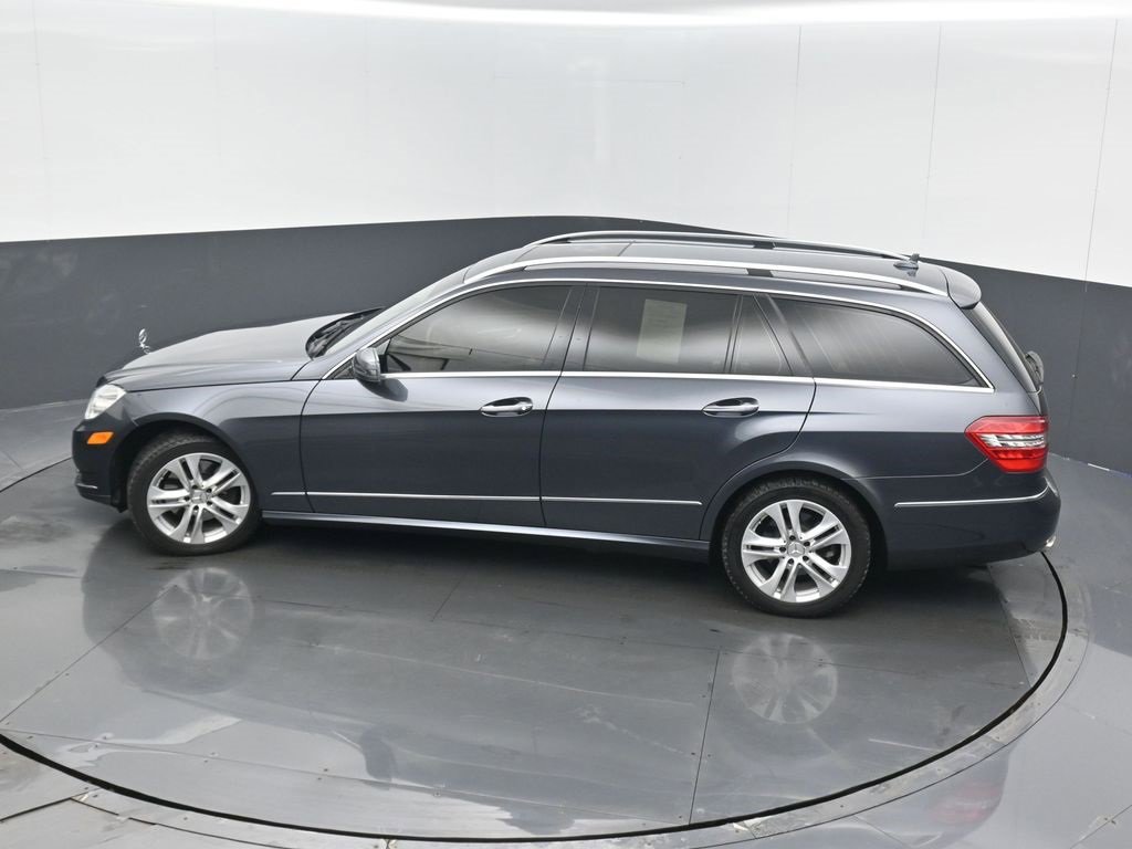 Used 2011 Mercedes-Benz E 350 4MATIC Wagon image 40
