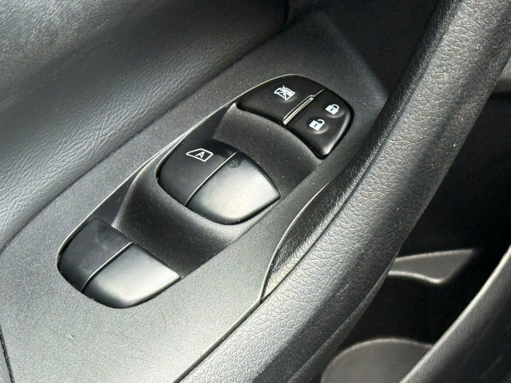 Used 2018 Nissan Altima 2.5 SR w/ SR Special Edition image 17