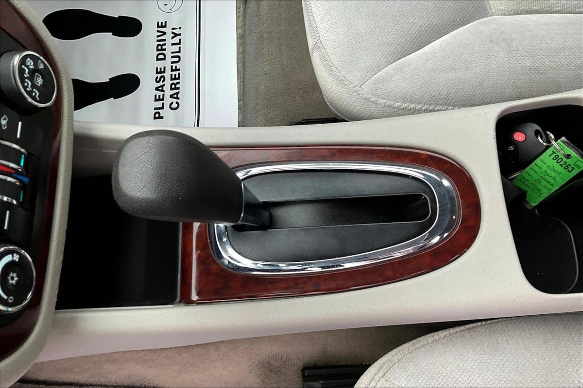 Used 2008 Chevrolet Impala LT FWD image 17