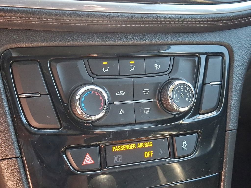 Used 2020 Buick Encore Preferred FWD image 15