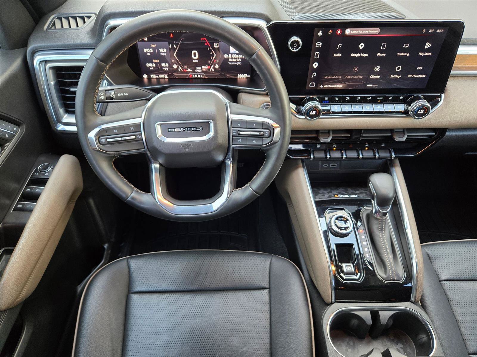 Used 2023 GMC Canyon Denali AWD/4WD image 14
