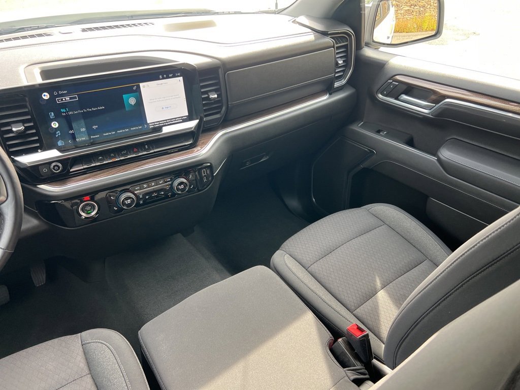 Used 2022 Chevrolet Silverado 1500 LT image 23