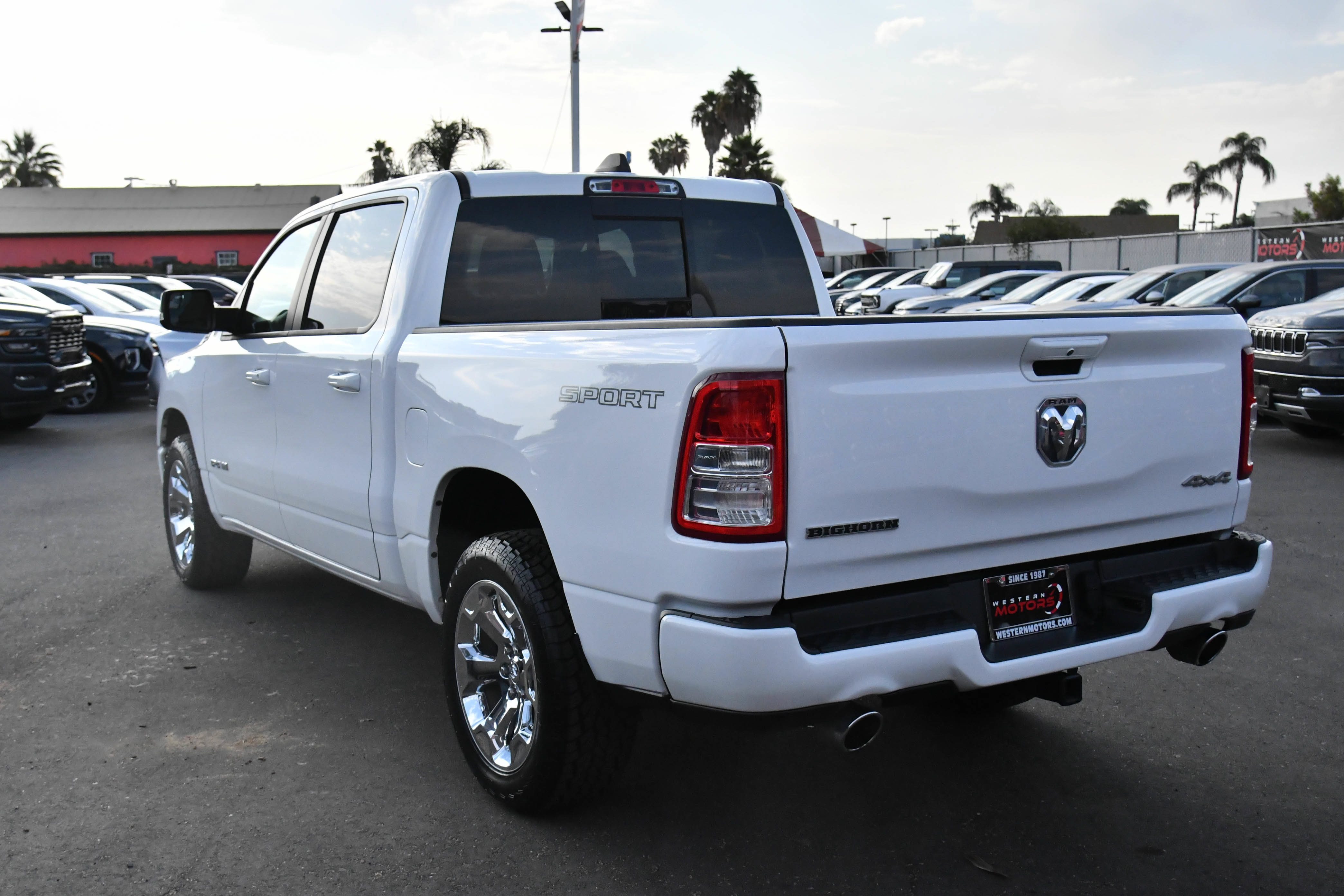Used 2022 RAM 1500 Big Horn AWD/4WD image 6