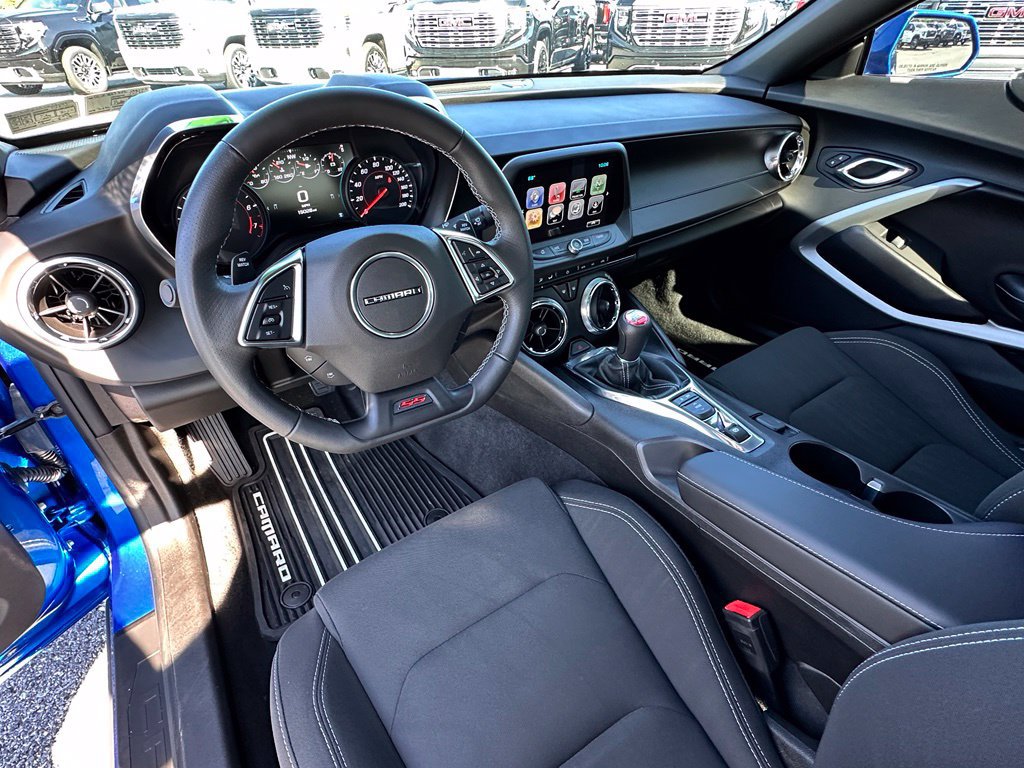 Used 2018 Chevrolet Camaro SS RWD image 18