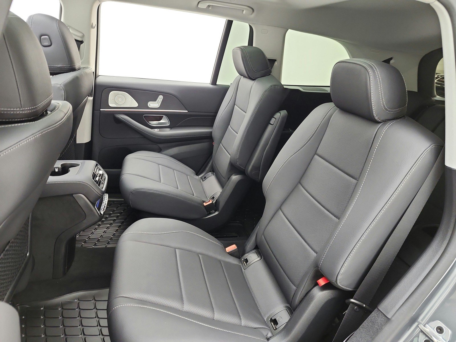 New 2026 Mercedes-Benz GLS 450 4MATIC image 11
